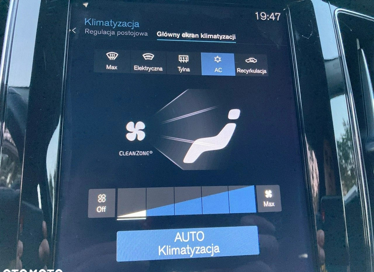 Volvo XC 60 cena 118900 przebieg: 141000, rok produkcji 2018 z Konstantynów Łódzki małe 529